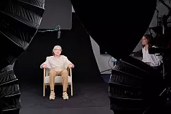 Viele Stunden lang wurden in einem Studio in Dortmund die Antworten der Holocaust-&Uuml;berlebenden Eva Weyl aufgezeichnet. (Archivbild) - &copy; Bernd Thissen/dpa