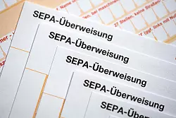 Der einheitliche Euro-Zahlungsverkehrsraum umfasst 36 L&auml;nder. (Symbolbild) - &copy; Fabian Sommer/dpa