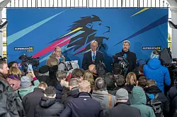 Die Positionen von CSU und CDU haben sich angeglichen. - © Peter Kneffel/dpa