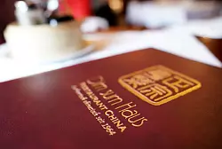 Das traditionsreiche Chinarestaurant &laquo;Dim sum Haus&raquo; ist das &auml;lteste Chinarestaurant in Hamburg und wird seit 1964 in dritter Generation betrieben. - &copy; Marcus Brandt/dpa