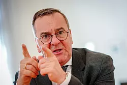 Interview mit Boris Pistorius - © Kay Nietfeld/dpa