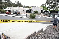 Asbest gilt als sehr gesundheitssch&auml;dlich. - &copy; Lukas Coch/AAP/dpa