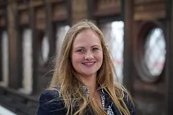 Julia Kuhfuß, hier in Berlin, leitet das Vorhaben «Lightgate». (Archivbild) - © Soeren Stache/dpa