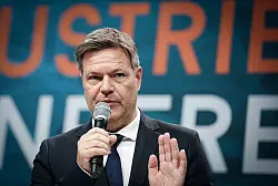 &laquo;15 Jahre ist super&raquo;: Robert Habeck. - &copy; Kay Nietfeld/dpa