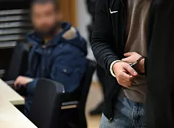 Mindestens zehn Menschen wollten die beiden Angeklagten den Vorw&uuml;rfen zufolge bei einem geplanten islamistisch motivierten Anschlag in der N&auml;he des schwedischen Parlaments t&ouml;ten. - &copy; Martin Schutt/dpa