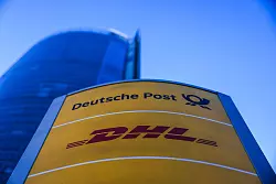 Manch Verbraucher ist unzufrieden mit dem Gelben Riesen. (Archivbild) - © Oliver Berg/dpa