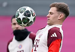 Bayern-Mittelfeldchef Joshua Kimmich freut sich auf das Rückspiel. - © Sven Hoppe/dpa