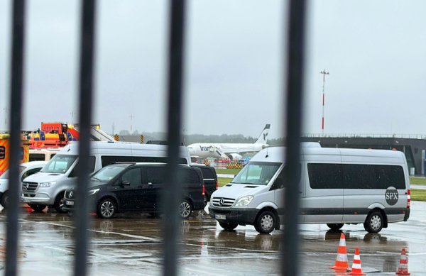Der Flugbetrieb am Airport Hamburg läuft wieder. - © Steven Hutchings/TNN/dpa