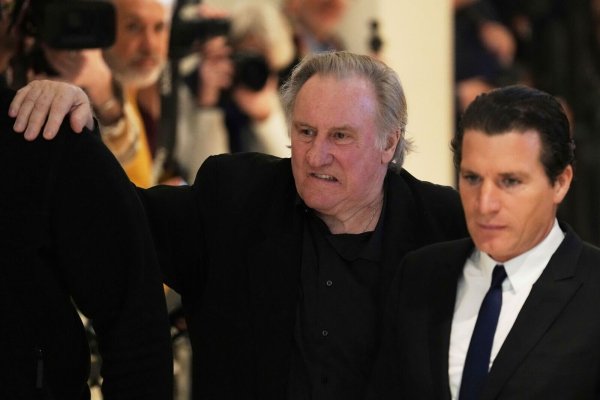Depardieu weist Anschuldigungen zurück - © Aurelien Morissard/AP/dpa