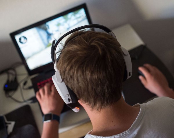 Gaming ist zu einem wichtigen Industriezweig geworden. - © Lino Mirgeler/dpa