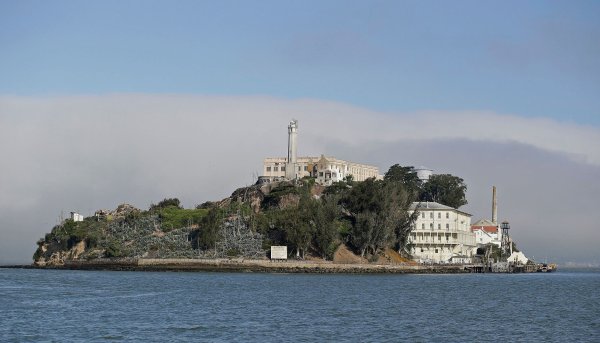 Das Gefängnis Alcatraz war berüchtigt als Verbannungsort für die «Schlimmsten der Schlimmsten». (Archivbild) - © Eric Risberg/AP/dpa