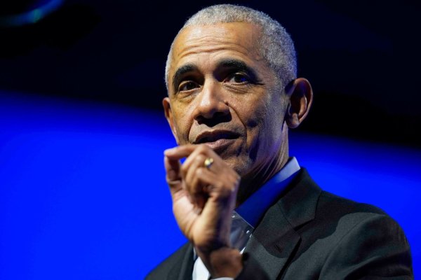 Der frühere US-Präsident Barack Obama hat seinen dritten Emmy als «Bester Erzähler» gewonnen. (Archivbild) - © Erin Hooley/AP/dpa