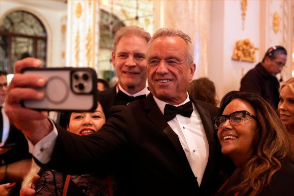 Der Impfgegner Robert F. Kennedy Jr. soll Trumps Gesundheitsminister werden. - © Alex Brandon/AP/dpa