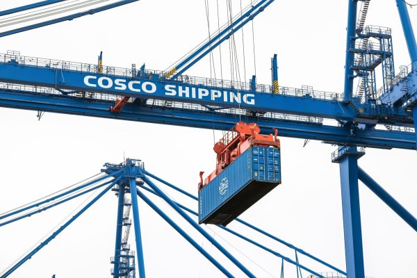 Chancay ist der erste direkt von China kontrollierte Hafen in Südamerika. (Archivbild) - © Hidalgo Calatayud Espinoza/dpa