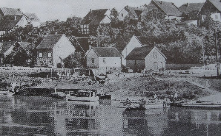 Der lippische Weserhafen in Erder um 1960. - © Heimatverein Erder/Hansjürgen Hilker