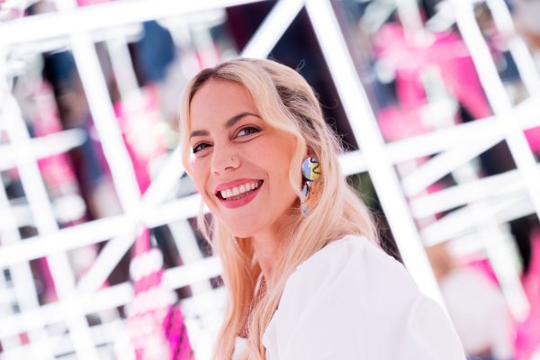 Sängerin LaFee ist Mutter eines Sohnes geworden. - © Rolf Vennenbernd/dpa