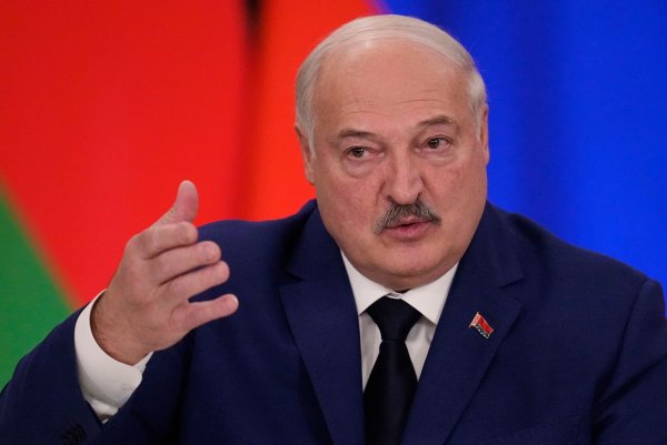 In Belarus hat Machthaber Alexander Lukaschenko erneut Gefangene begnadigt und freigelassen - diesmal 31 Ukraine. (Archivbild) - © Alexander Zemlianichenko/AP/dpa