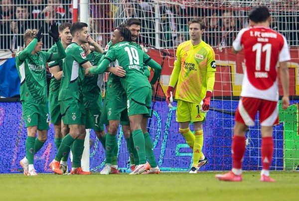 Wenn Gladbach schnell kombinierte, wurd\\\'s mehr als gefährlich für Union. - © Andreas Gora/dpa