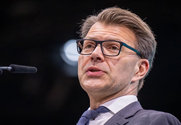 Daniel Caspary ist seit mehr als 20 Jahren Europaabgeordneter und derzeit noch Co-Vorsitzender der CDU/CSU-Gruppe im Parlament. (Archivbild) - © Michael Kappeler/dpa