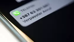 Betrüger nutzen nicht nur das Telefon: Sie können es auch über Messengerdienste wie Whatsapp oder per E-Mail versuchen. - © picture alliance / dpa