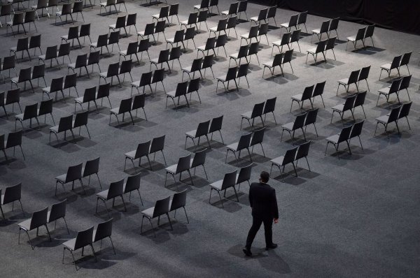 Nur zehn Dax-Konzerne haben sich bisher für eine Hauptversammlung in Präsenz entschieden. - © Martin Schutt/dpa-Zentralbild/dpa