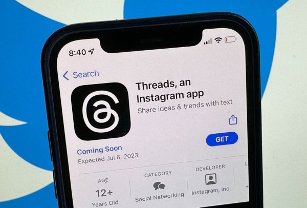 Die Threads-App ist angebunden an Metas populäre Foto- und Videoapp Instagram. - © Christoph Dernbach/dpa