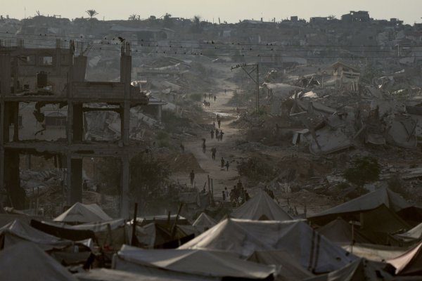 Die Lage im weitgehend zerstörten Gazastreifen ist weiterhin äußerst fragil. (Archivbild) - © Jehad Alshrafi/AP/dpa