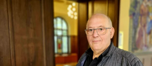 Walter Brinkmann hat am Dienstagvormittag vor dem Sitzungstermin schon ein flaues Gefühl im Magen. Er scheint damit recht zu behalten. - © Janet König
