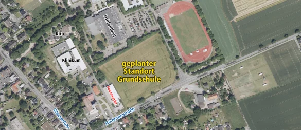 Auf dem noch freien Areal an der Heldmanstraße soll die neue Schule gebaut werden. - © Tim-online/Geobasisdaten NRW