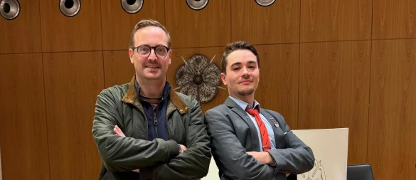 Henning Welslau (unabhängig) und Paul Kuhlemann (Die Partei) sind als "Die Gruppe" im Kreistag vertreten. - © Die Gruppe