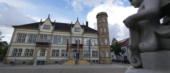 Am Sonntag geht es in der Stichwahl darum, welcher Bürgermeister-Kandidat ins Rathaus einziehen wird: Der der SPD oder der der CDU. - © Archivfoto: Jost Wolf