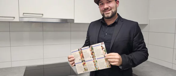Lucas Noke von der Lippe Tourismus&Marketing GmbH ist Ansprechpartner im Haus des Gastes in Hörste. - © Astrid Sewing