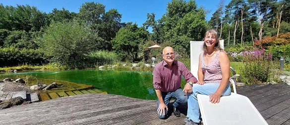 Der Garten der Familie Filius in Lipperreihe hat eine Menge zu bieten – unter anderem diesen Natur-Badeteich. Foto: Karin Prignitz - © Karin Prignitz