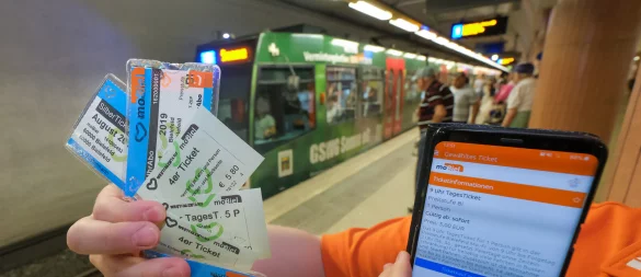 Ab dem 1. August entfallen Tickets mit Entwerterfunktion. - © Andreas Zobe