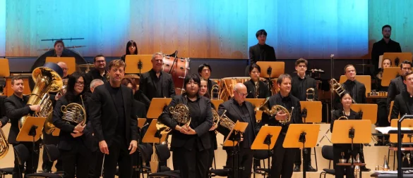 Sinfonischer Blechbläserglanz in schillernden Farben: Die hfmBrass und Blechbläser des Landestheaters Detmold brillieren im Konzerthaus unter Leitung von Generalmusiker Per-Otto Johansson. - © Thomas Krügler