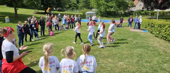 Zum Saisonstart fanden im Freibad einige Aktionen statt. - © Bildrechte: Freibadverein Laßbruch