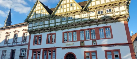 Auch im Blomberger Rathaus ist es bereits zu Anfeindungen gegenüber Mitarbeitern der Verwaltung gekommen, wie Bürgermeister Christoph Dolle berichtet. - © Michaela Weiße