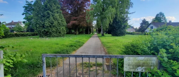 Der Zugang zur Haydnstraße soll erhalten bleiben. Er wird laut Gemeinde regelmäßig genutzt. - © Lorraine Brinkmann