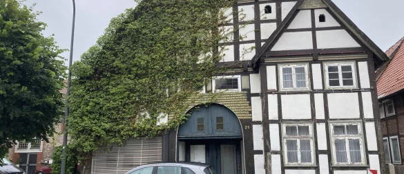 Das Haus in der Nordstraße kann vermutlich nur zu Wohnzwecken genutzt werden. Eine Sanierung des denkmalgeschützten Gebäudes dürfte viel Geld kosten. - © Archivbild: Cordula Gröne