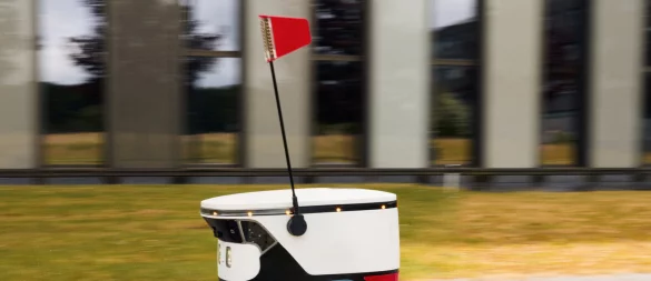 Ist das Tragmar oder Schlepphild? Vier "Teutobots" der Hochschule Bielefeld sollen noch in diesem Jahr in Bielefeld anrollen. Ihr Einsatz wird von einem Forschungsprojekt begleitet. - © Patrick Pollmeier/HSBI