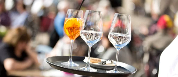 Ein Hotel-Restaurant im Kreis Höxter soll seine Angestellten nicht entlohnt haben - diese klagen nun vor dem Arbeitsgericht Paderborn. - © Oliver Krato (Symbolbild)