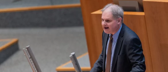 Ralf Witzel (FDP) kritisiert NRW-Finanzminister Marcus Optendrenk für die Aufnahme von Schulden. - © Rolf Vennenbernd/dpa