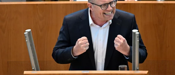 Jochen Ott, Vorsitzender der SPD-Fraktion im Landtag, fordert weiterhin den Rücktritt von Landesjustizminister Benjamin Limbach. - © Roberto Pfeil/dpa