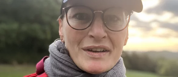 Katharina Beyer beim Wandern. - © Katharina Beyer