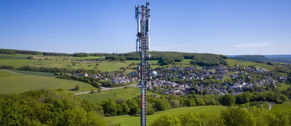 Die Deutsche Funkturm-Gesellschaft baut die Infrastruktur für deutsche Mobilfunkanbieter, wie hier in Süddeutschland. Auch in Extertal wird ein weiterer Mast errichtet. - © Deutsche Telekom AG / Norbert Ittermann
