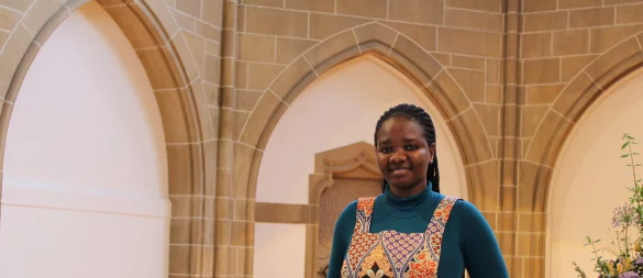Die 27-jährige Ghanaerin Melody Ampeh in der Christuskirche. - © Kyrill von Matuschka