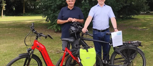 CDU-Ratsfraktionsvorsitzenden Michael Biermann (rechts) zusammen mit seinem Amtsvorgänger Uwe Pohl, der sich 1984 aktiv an dem Parkprojekt beteiligt hatte. - © Fabienne Biermann