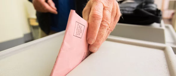 Am Sonntag findet die Kommunalwahl in NRW statt. 277.000 Wahlberechtigte in Lippe sind aufgerufen, ihre Stimme abzugeben. - © Julian Stratenschulte/dpa