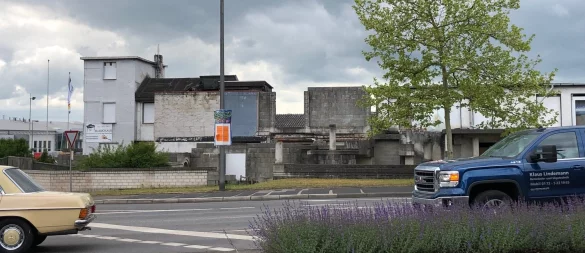 Die Bauruine an der Ecke Bahnhofstraße/Werler Straße. - © Thomas Reineke