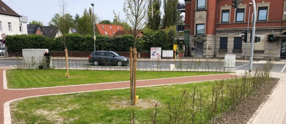 Dieser kleine Park an der Ecke Pottenhauser/Bielefelder Straße ist das erste sichtbare ISEK-Projekt in der Zuckerstadt. - © Thomas Reineke